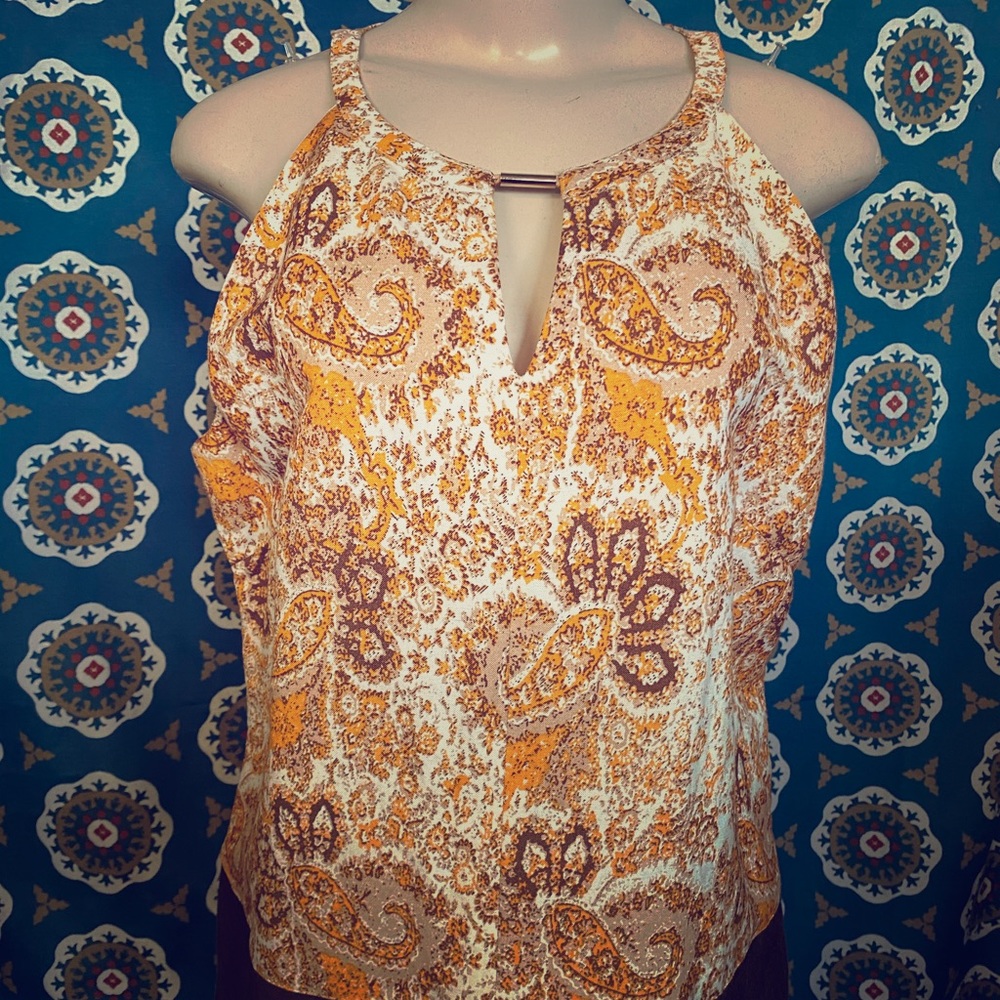 Gold and white top